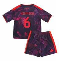 Camisa de Futebol Bayern Munich Joshua Kimmich #6 Equipamento Alternativo Infantil 2026-27 Manga Curta (+ Calças curtas)